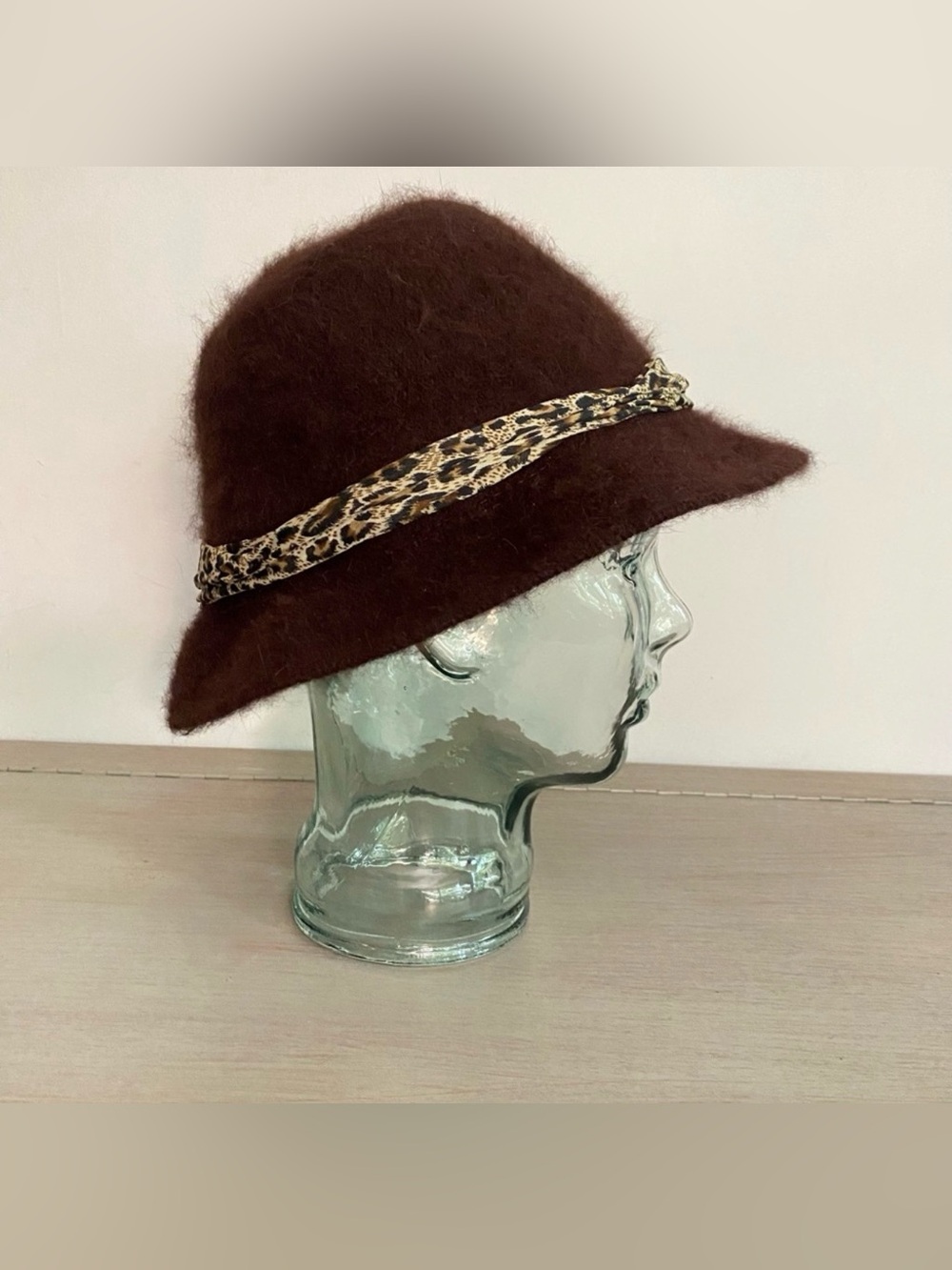 Cloche Women’s Hat Rabbit Hair Blend One‎ Size In Chocolate Brown Leopard Band